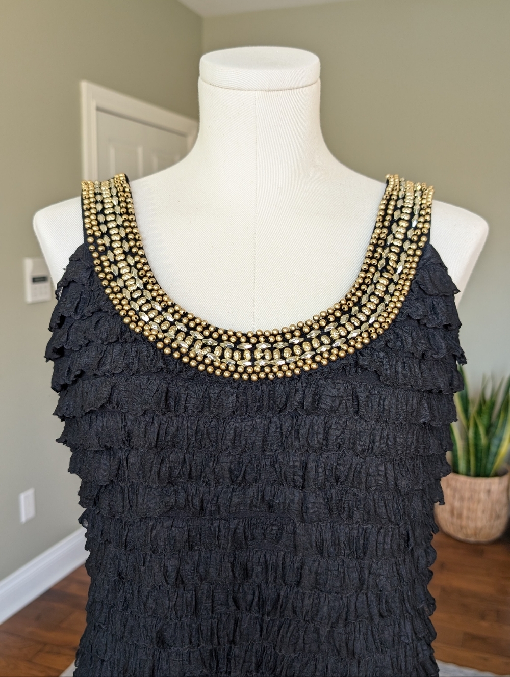 Frank Lyman Design Black Dress Beaded Neckline Cocktail Classic Size 16
